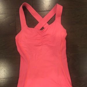 Super cute crossed back Lululemon Top